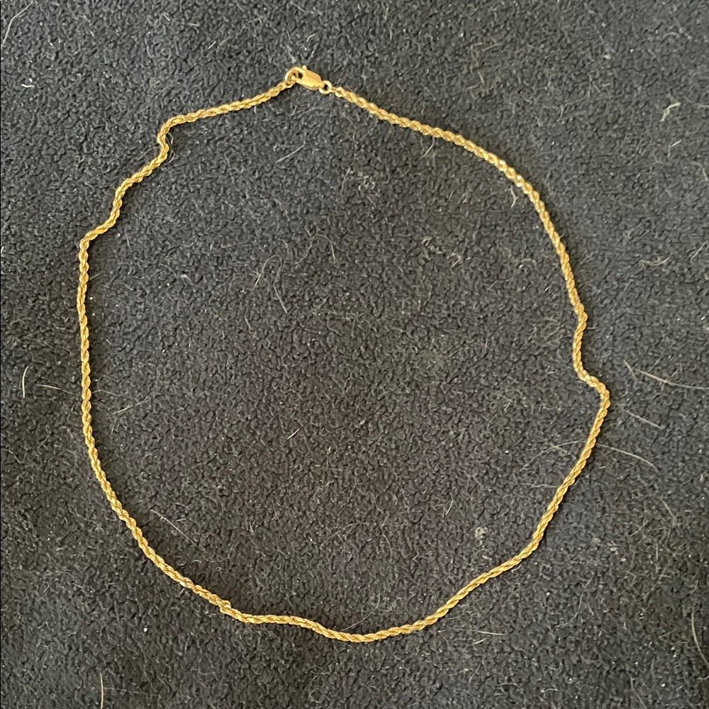 Elegant Gold Chain Necklace